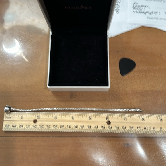 Pandora Moments Barrel Clasp Snack Chain Bracelet - Picture 6 of 6